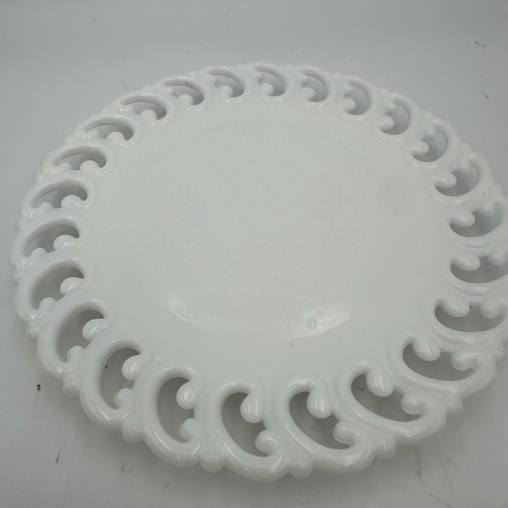 Fenton Reversed C Lace Edge Milk Glass 9.25" Footed Plate Excellent Condition